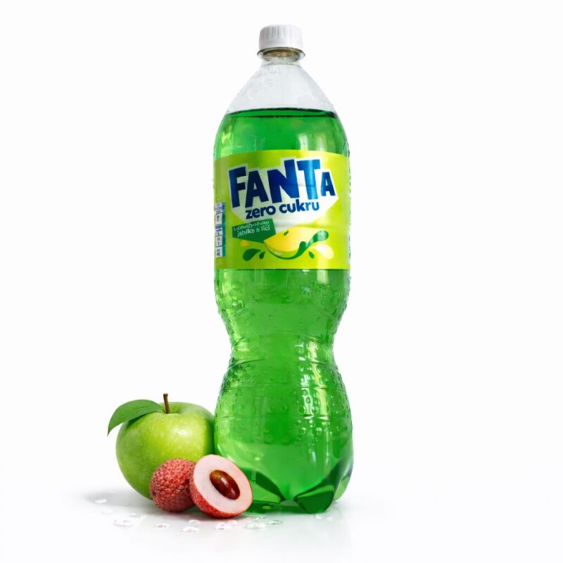 Fanta Zero cukru s příchutí jablka a liči 1,5l